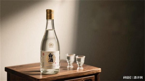 股查查 沈坤：市场萧条，白酒经销商怎么办？